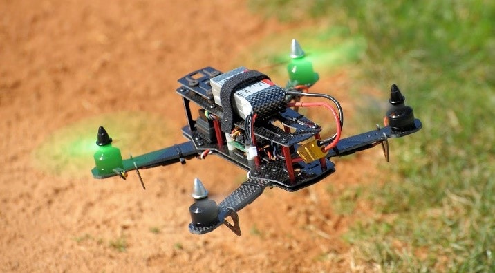 <em>Loose Props</em> – Getting into racing drones